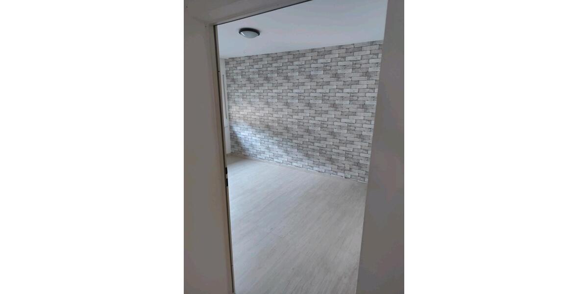 Etagenwohnung Hinterweidenthal - 1 Zimmer, 120 m&sup2;, 1.100&euro; | Angebot:27597087