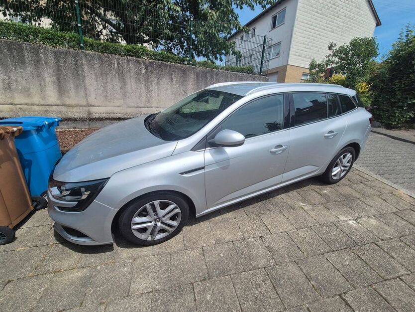 Renault Megane 206.000 km 8.900 € Queidersbach 66851