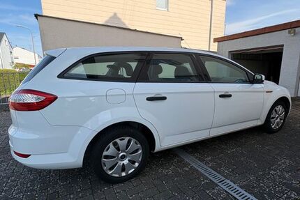 Ford Mondeo 65.500 km 5.400 &euro; Pirmasens 66954