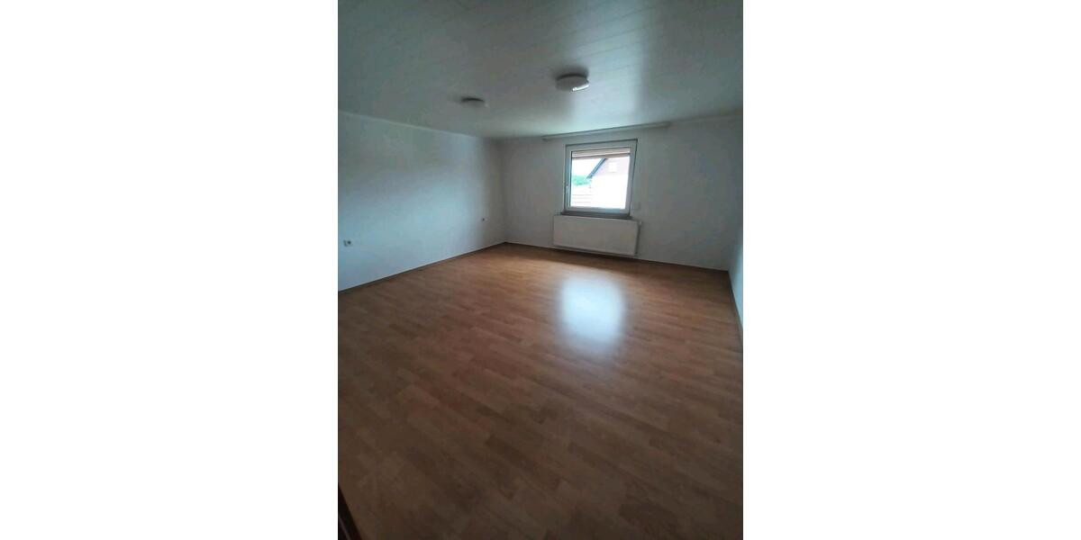 Einfamilienhaus Steinwenden - 7 Zimmer, 160 m&sup2;, 210.000&euro; | Angebot:26640063