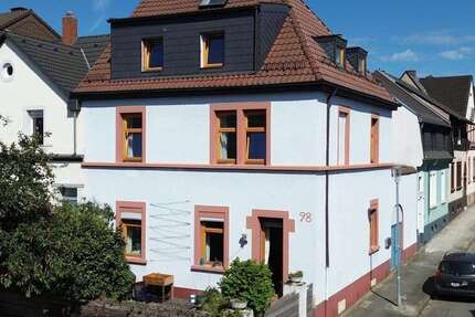 Haus Kaiserslautern Engelshof - 7 Zimmer, 182 m&sup2;, 375.000&euro; | Angebot:26790189