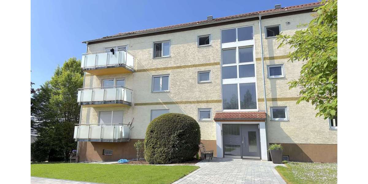 Etagenwohnung Eisenberg - 4 Zimmer, 96 m&sup2;, 172.000&euro; | Angebot:26560833