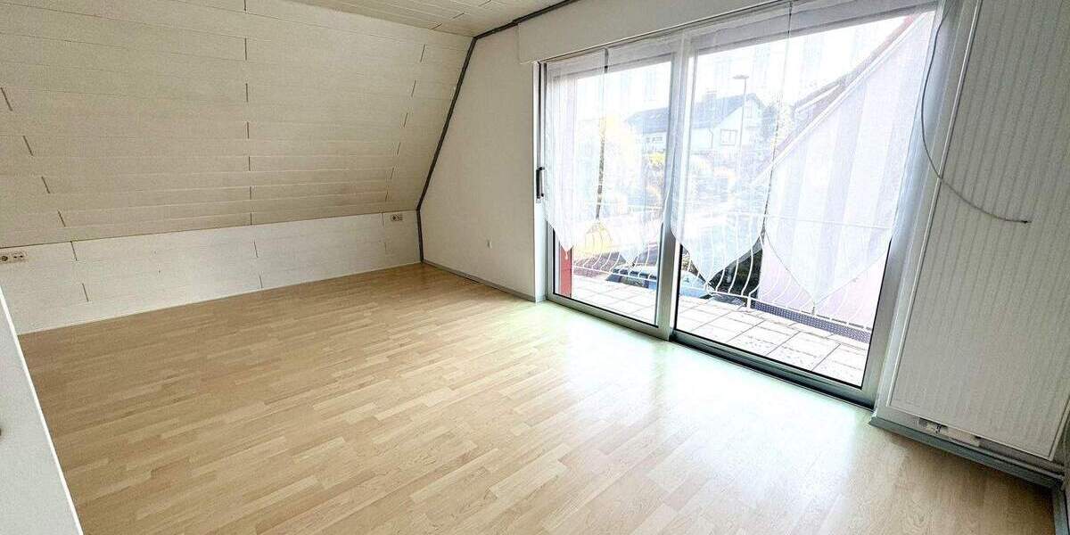 Etagenwohnung Weilerbach - 4 Zimmer, 104 m&sup2;, 850&euro; | Angebot:23865910