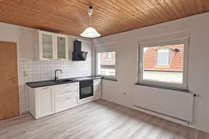 Wohnung Kaiserslautern Betzenberg - 1 Zimmer, 42 m&sup2;, 400&euro; | Angebot:27722218