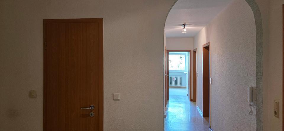 Etagenwohnung Kaiserslautern Bahnheim - 3.5 Zimmer, 93 m&sup2;, 189.000&euro; | Angebot:26992904