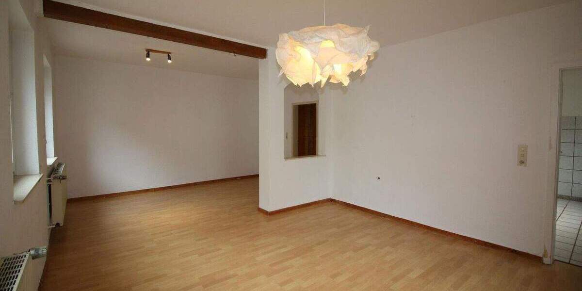 Einfamilienhaus Otterberg - 6 Zimmer, 121 m&sup2;, 175.000&euro; | Angebot:25674884