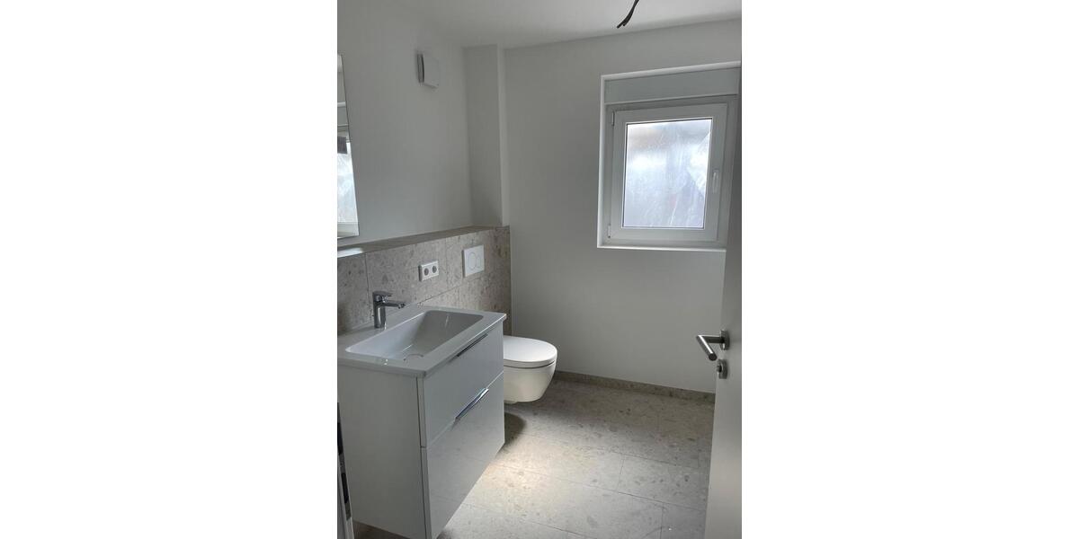 Etagenwohnung Rodenbach - 4 Zimmer, 100 m&sup2;, 1.200&euro; | Angebot:26164927