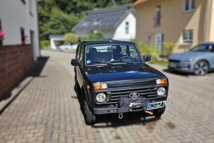 Lada Niva 56.670 km 14.790 € Weidenthal 67475
