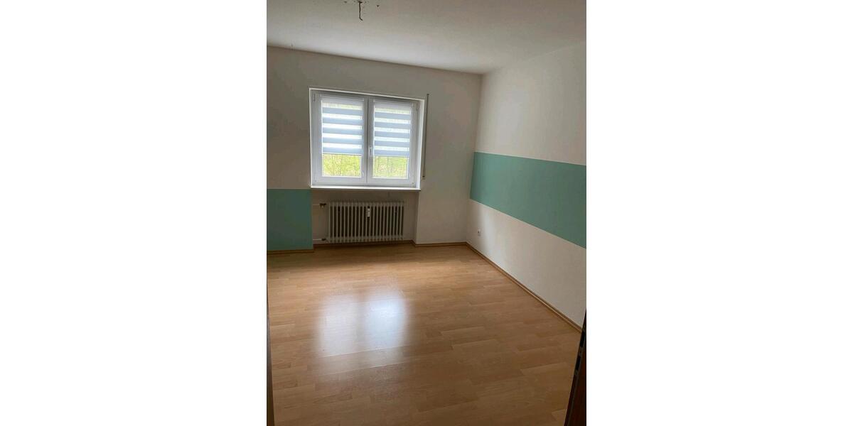 Etagenwohnung Mehlbach - 4 Zimmer, 140 m&sup2;, 900&euro; | Angebot:26341510
