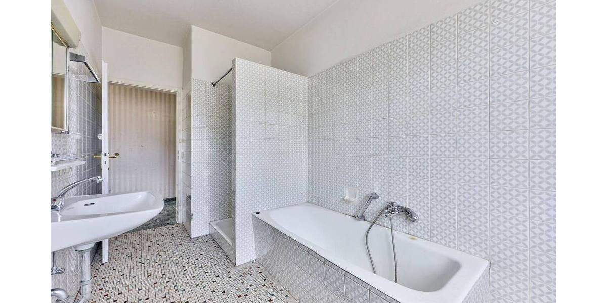 Einfamilienhaus Bad Dürkheim - 8 Zimmer, 290 m&sup2;, 975.000&euro; | Angebot:26486631