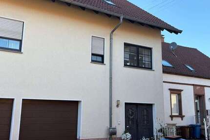 Haus Martinshöhe - 11 Zimmer, 320 m&sup2;, 599.000&euro; | Angebot:27585242