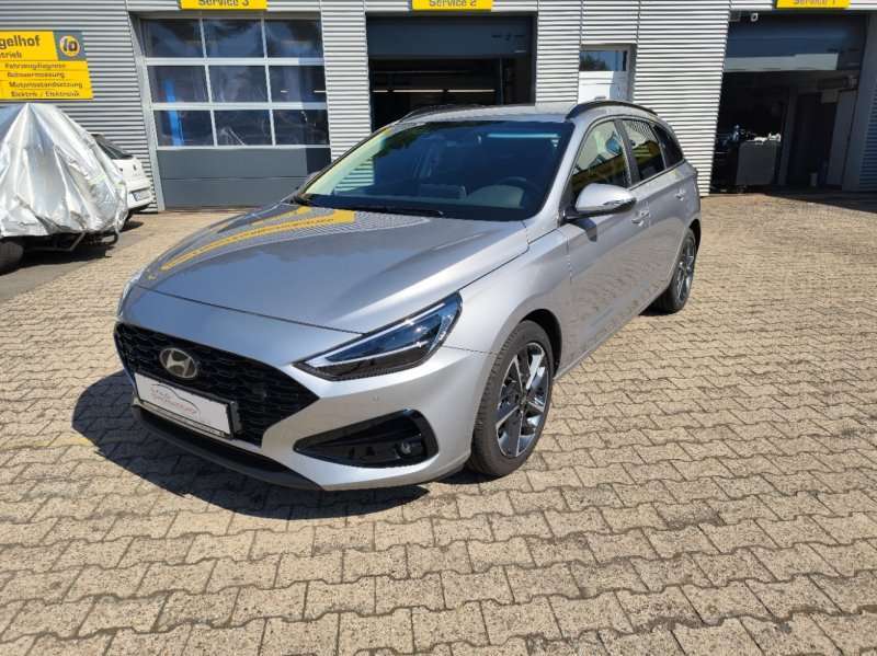 i30