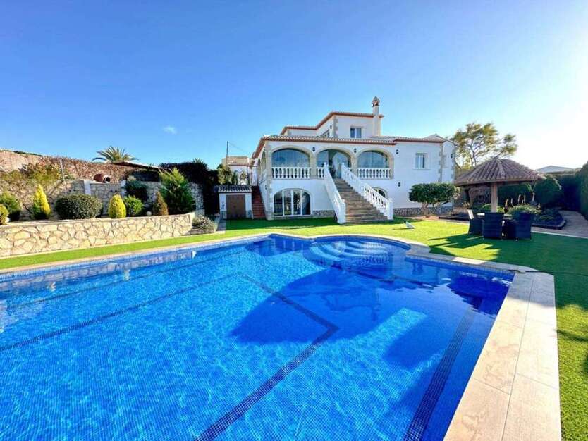 Haus zum Kaufen in Jávea - Xàbia 1.495.000 € 450 m²