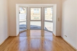 Lichtdurchflutete 2-Zimmer-Wohnung mit Balkon & Stellplatz in Kallstadt–Eigennutzung oder Vermietung - Erdgeschoßwohnung Kallstadt | Angebot:27130017