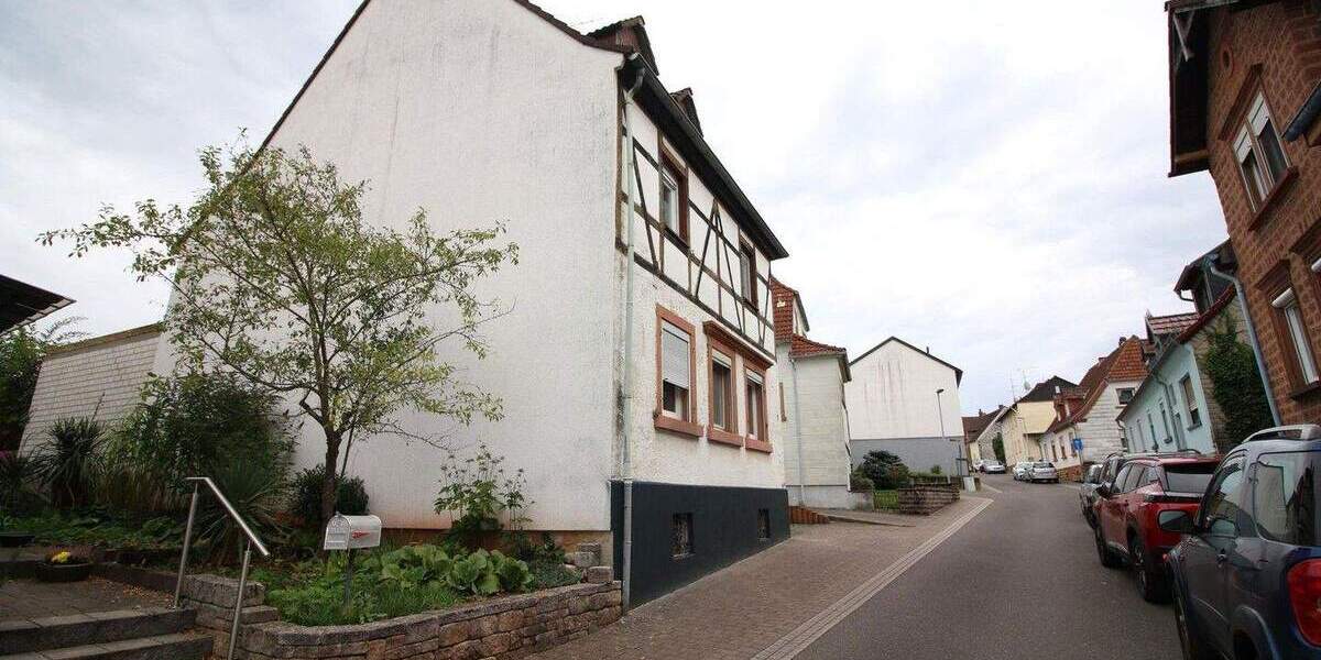 Einfamilienhaus Otterberg - 6 Zimmer, 121 m&sup2;, 175.000&euro; | Angebot:25674884