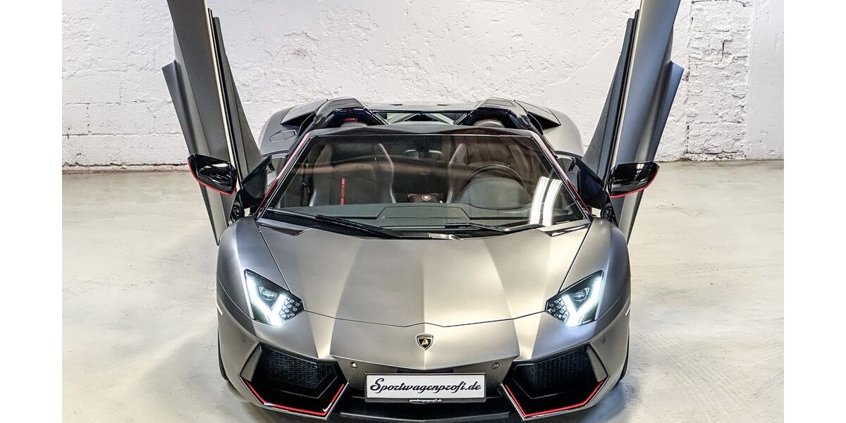 Lamborghini Aventador 11.952 km 369.000 &euro; Waldfischbach-Burgalben 67714