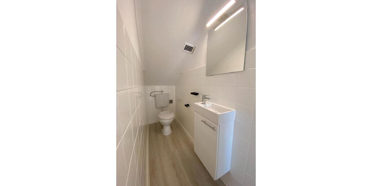 Dachgeschoßwohnung Mackenbach - 3 Zimmer, 72 m&sup2;, 925&euro; | Angebot:27583378