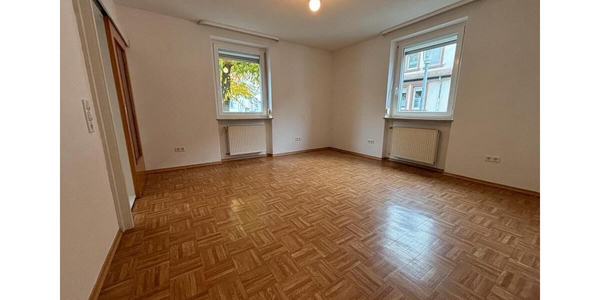 Erdgeschoßwohnung Kaiserslautern - 2 Zimmer, 65 m&sup2;, 640&euro; | Angebot:26545235
