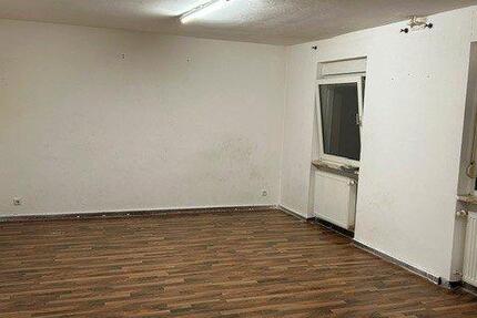 Wohnung Kaiserslautern - 3 Zimmer, 100 m&sup2;, 750&euro; | Angebot:26095839