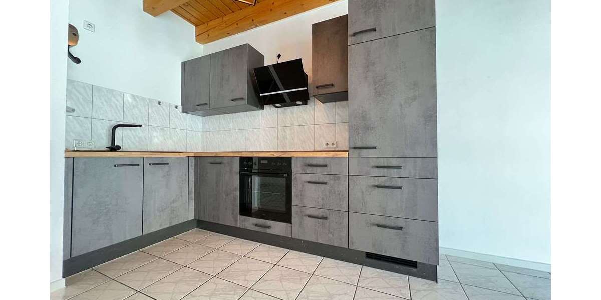 Etagenwohnung Otterberg - 4 Zimmer, 98 m&sup2;, 890&euro; | Angebot:26657550