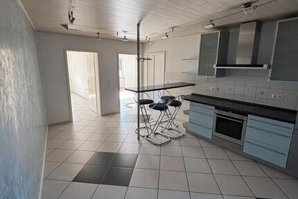 Wohnung Kaiserslautern Betzenberg - 3 Zimmer, 89 m&sup2;, 1.050&euro; | Angebot:27621387