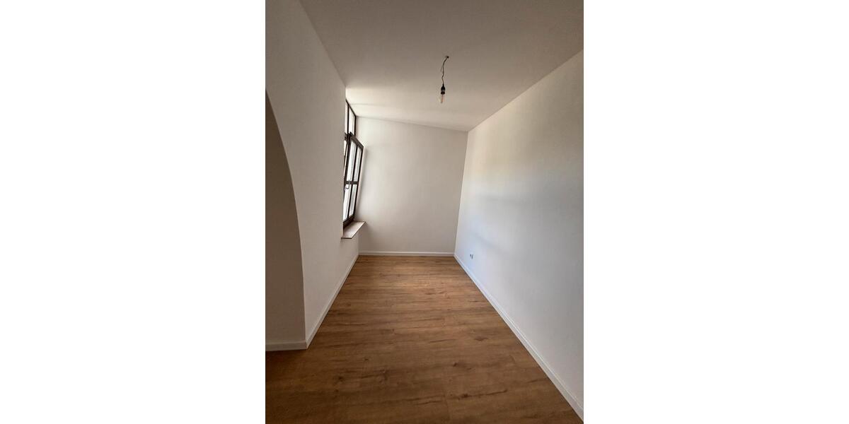 Einfamilienhaus Lambrecht (Pfalz) - 6 Zimmer, 131 m&sup2;, 385.000&euro; | Angebot:26975770