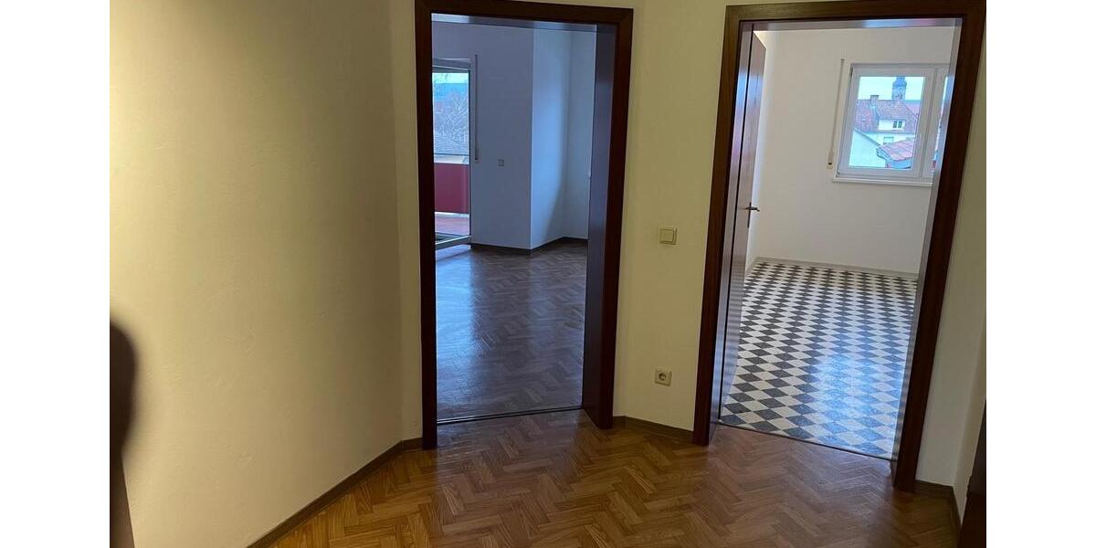 Etagenwohnung Eisenberg (Pfalz) - 2 Zimmer, 64 m&sup2;, 650&euro; | Angebot:26476594