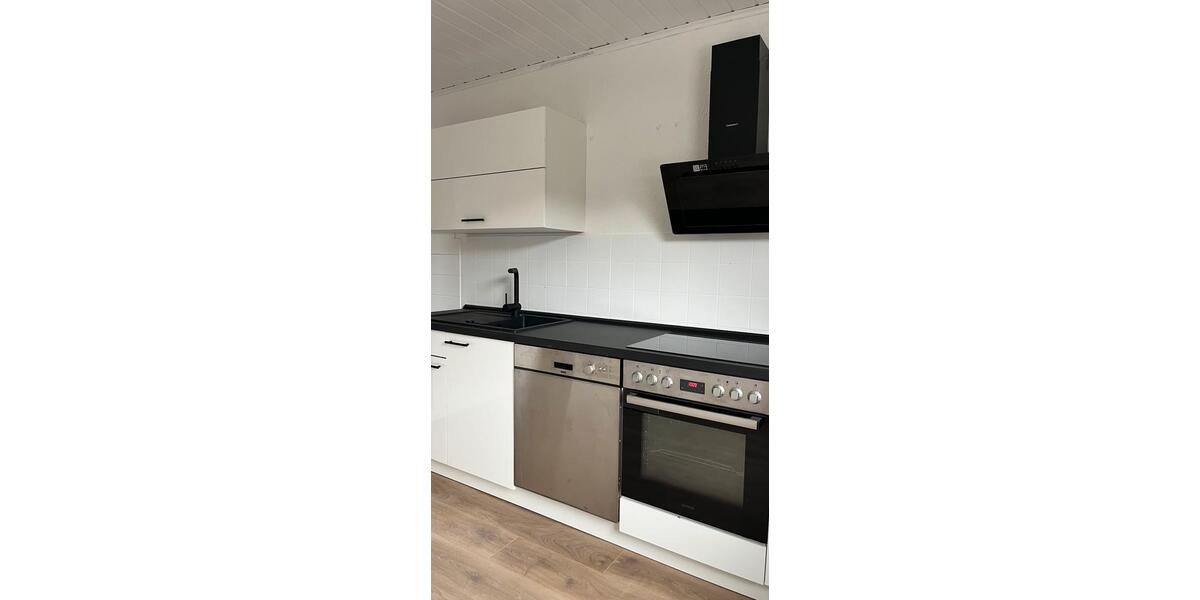 Etagenwohnung Kaiserslautern Betzenberg - 5 Zimmer, 126 m&sup2;, 1.290&euro; | Angebot:26464918