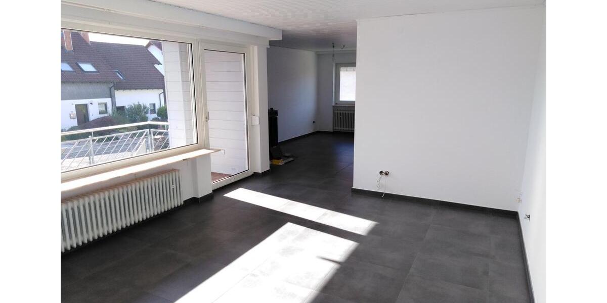 Etagenwohnung Kaiserslautern Einsiedlerhof - 4 Zimmer, 105 m&sup2;, 1.100&euro; | Angebot:21167346
