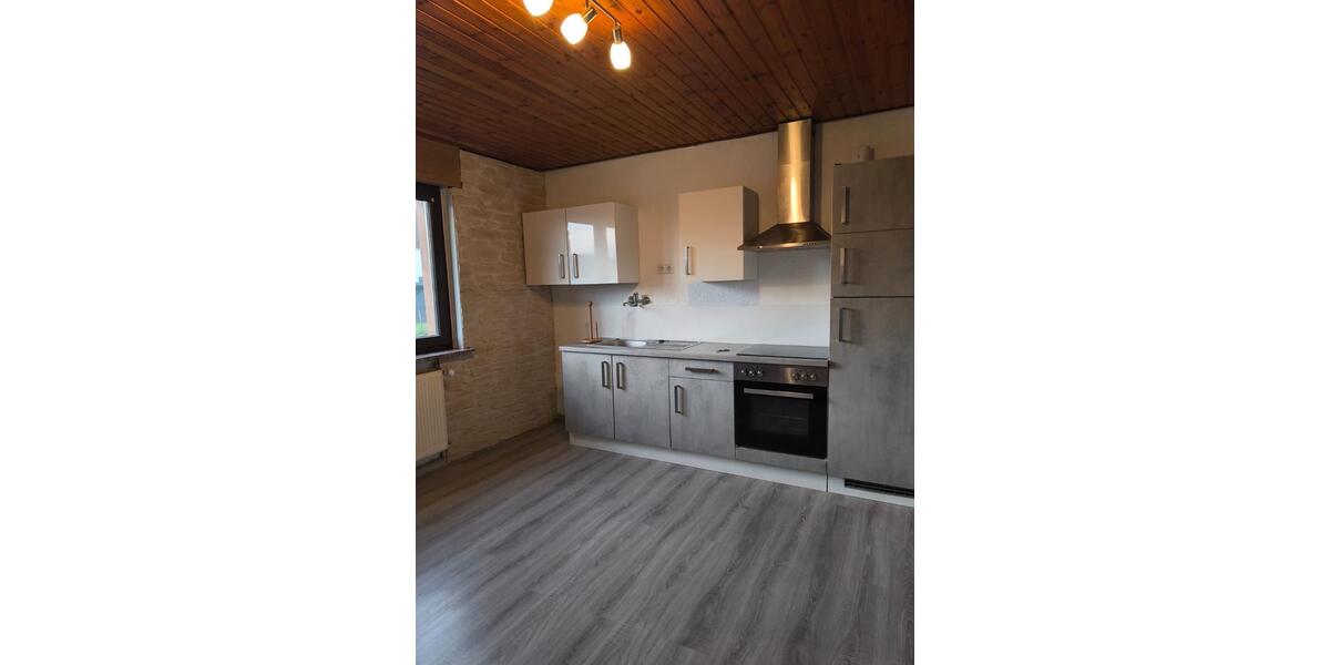 Mehrfamilienhaus, Wohnhaus Höheinöd - 6 Zimmer, 193 m&sup2;, 199.000&euro; | Angebot:26884033