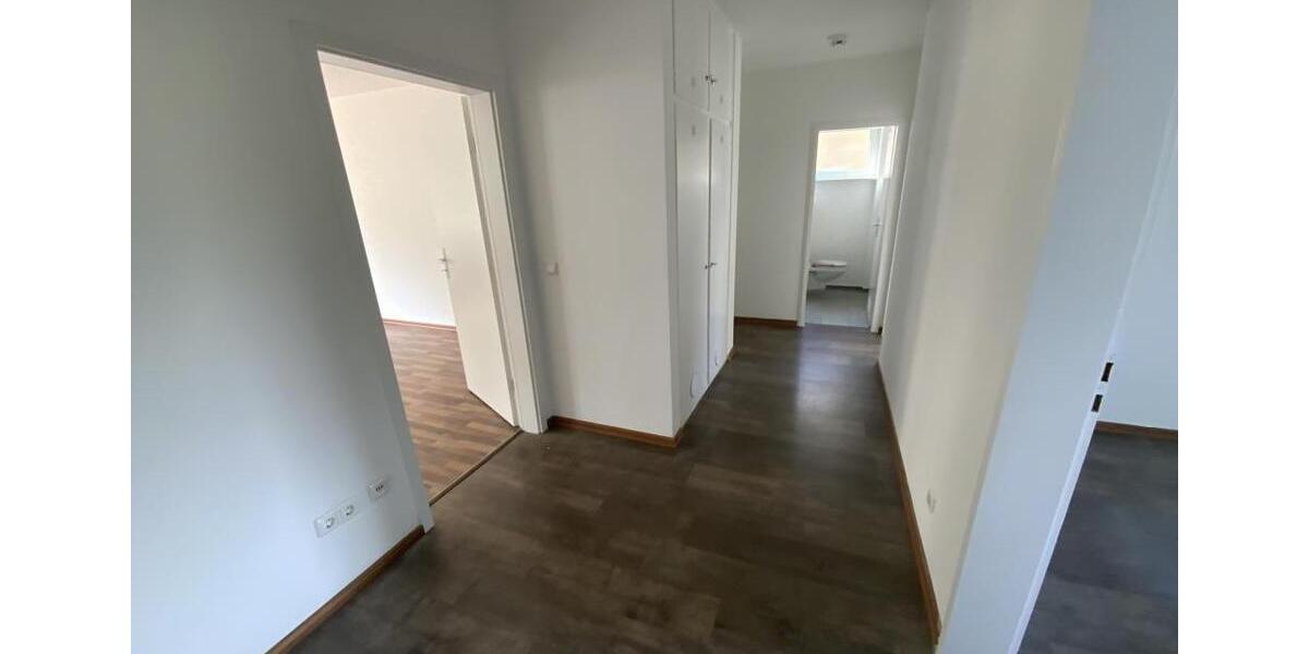Etagenwohnung Bad Dürkheim - 4 Zimmer, 89 m&sup2;, 759&euro; | Angebot:24982801
