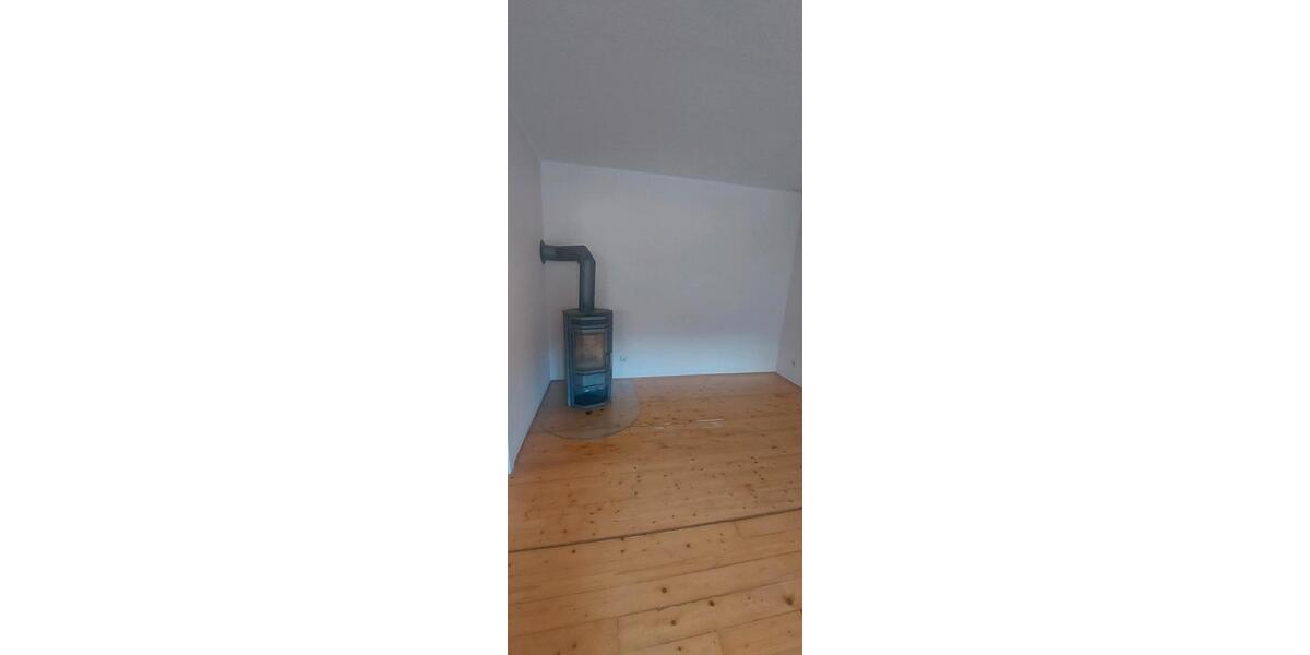 Etagenwohnung Gaugrehweiler - 4 Zimmer, 120 m&sup2;, 700&euro; | Angebot:26229209