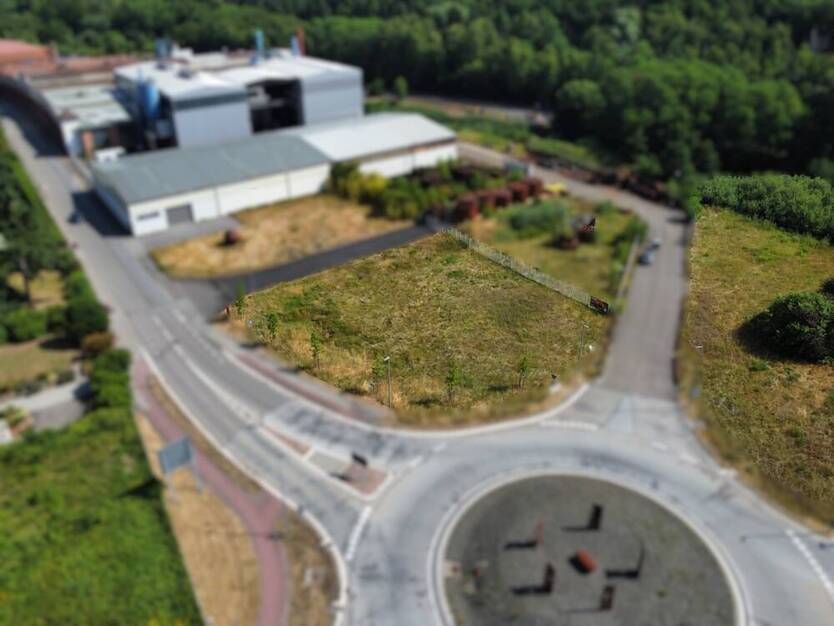 Baugrundstück im Industriegebiet mit top Verkehrsanbindung!