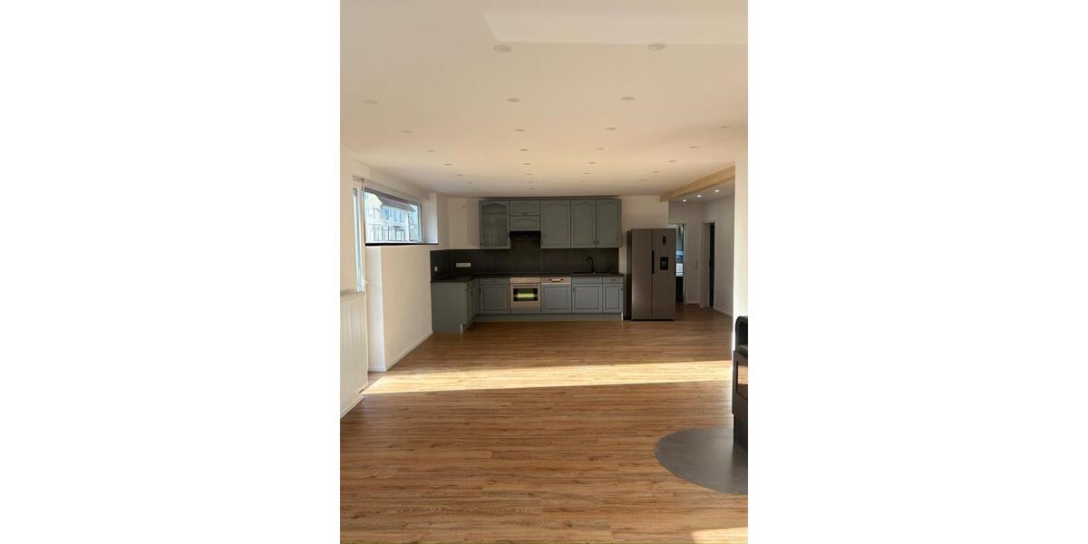 Erdgeschoßwohnung Kaiserslautern Betzenberg - 4 Zimmer, 120 m&sup2;, 1.800&euro; | Angebot:25279119