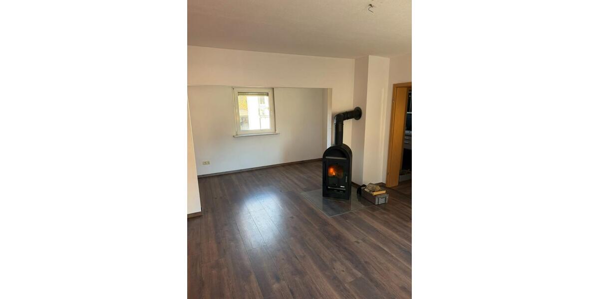 Einfamilienhaus Bechhofen - 4 Zimmer, 100 m&sup2;, 1.150&euro; | Angebot:26132209