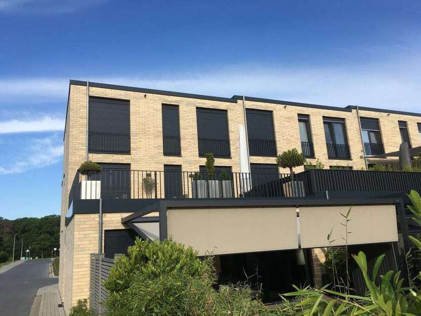 Haus zum Kaufen in Wolfsburg 619.000 € 200 m²