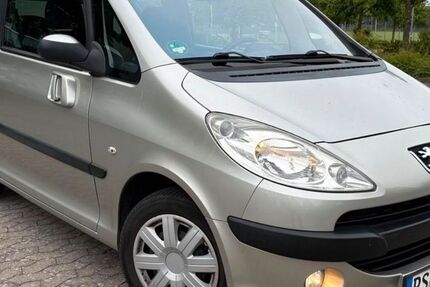 Peugeot 1007 113.000 km 2.400 &euro; Pirmasens 66954