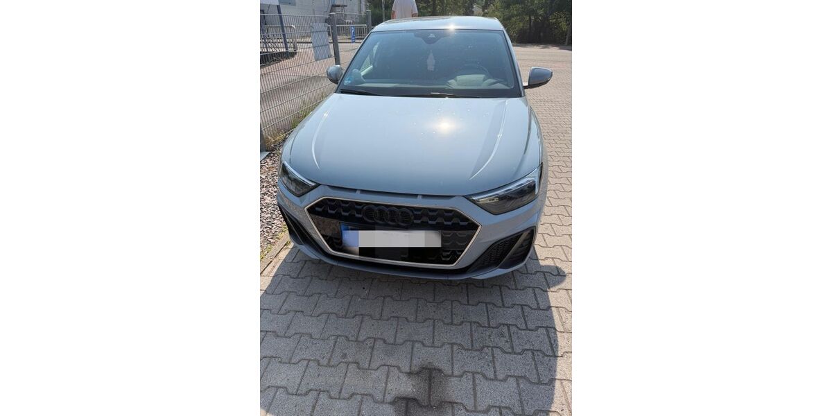 Audi A1 33.000 km 22.800 &euro; Münchweiler an der Rodalb 66981