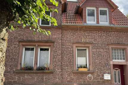 Haus zum Kaufen in Waldfischbach-Burgalben 270.000 € 107 m² 4 zimmer