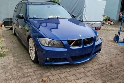 BMW 330 364.151 km 9.000 &euro; Weilerbach 67685