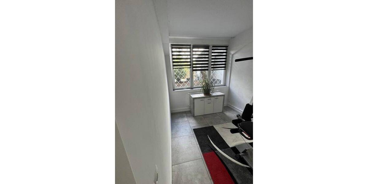 Etagenwohnung Pirmasens Erlenbrunn - 3 Zimmer, 125 m&sup2;, 189.000&euro; | Angebot:26584626