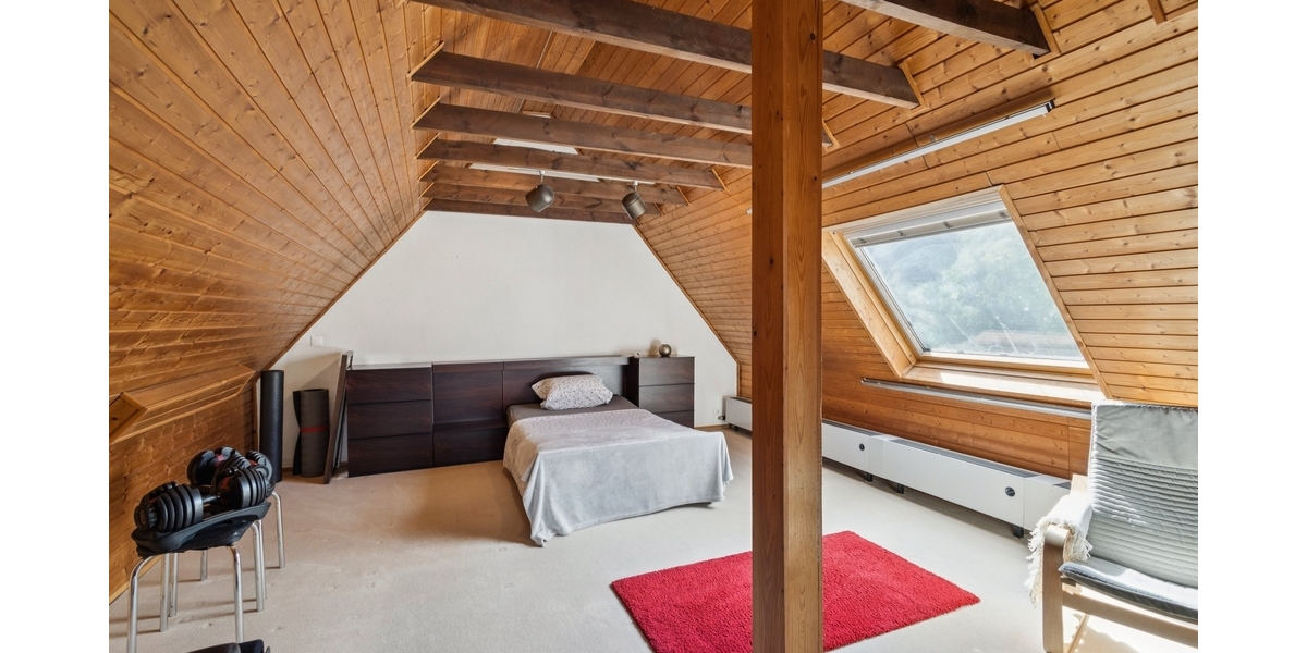 Top gepflegtes EFH auf der Atzel 193 m² Wohnfläche Großzügiger Wohnkomfort mit Gaube - Einfamilienhaus Landstuhl | Angebot:27338600