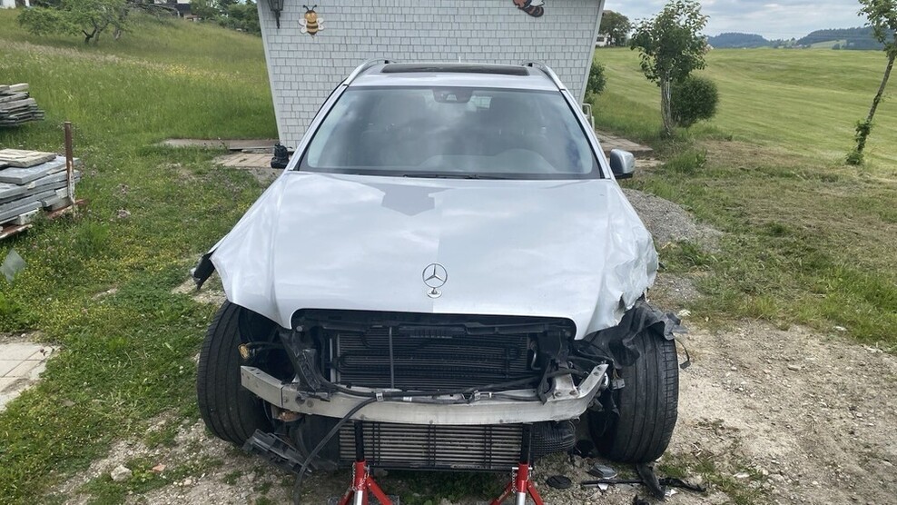 E 250