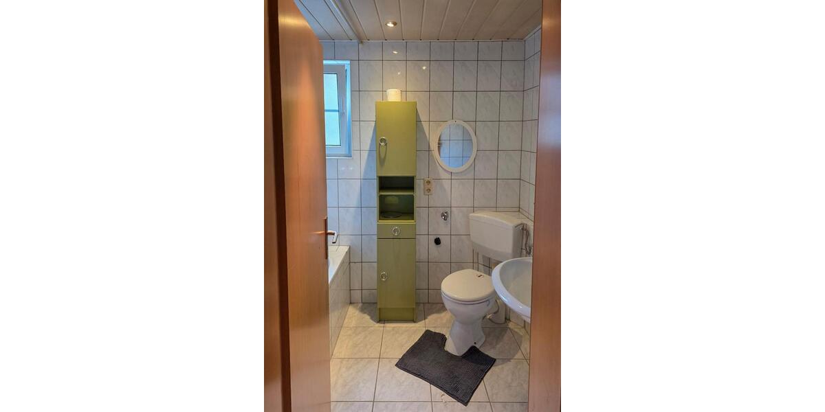 Dachgeschoßwohnung Lambrecht (Pfalz) - 2 Zimmer, 65 m&sup2;, 450&euro; | Angebot:26269187