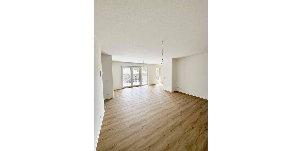 Etagenwohnung Kaiserslautern Innenstadt - 3 Zimmer, 90 m&sup2;, 1.150&euro; | Angebot:26308491