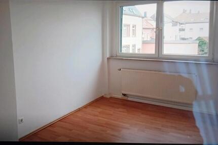 Helle ,ruhige Wohnung in Pirmasens zu vermieten 3 zimmer