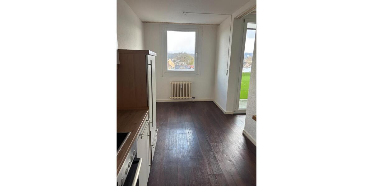 Etagenwohnung Kaiserslautern Betzenberg - 3 Zimmer, 100 m&sup2;, 1.100&euro; | Angebot:26042575