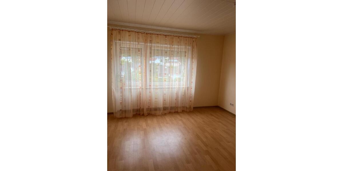 Etagenwohnung Landstuhl - 2 Zimmer, 70 m&sup2;, 140.000&euro; | Angebot:26863947