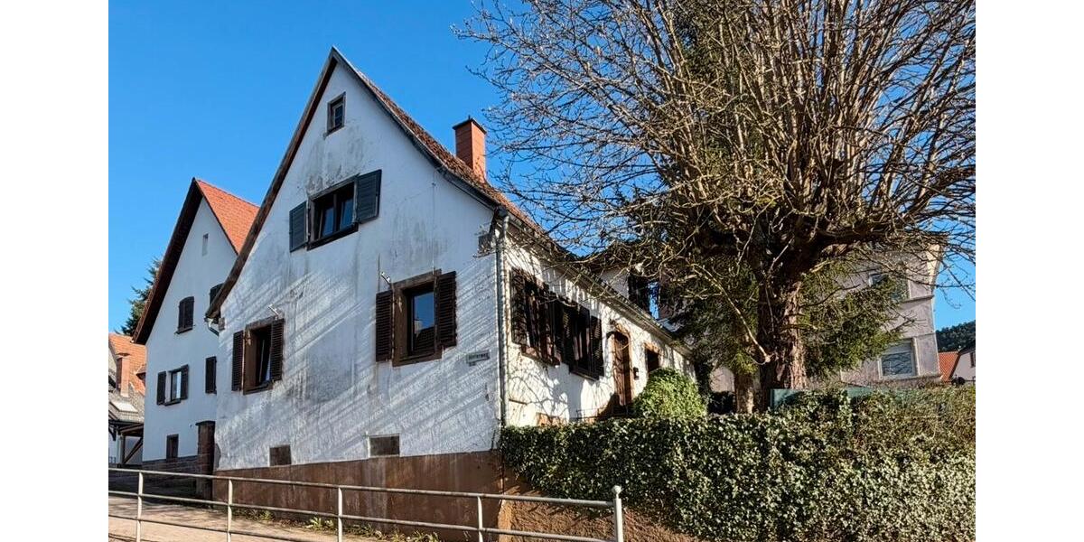 Einfamilienhaus Hauenstein - 7 Zimmer, 190 m&sup2;, 130.000&euro; | Angebot:26826227