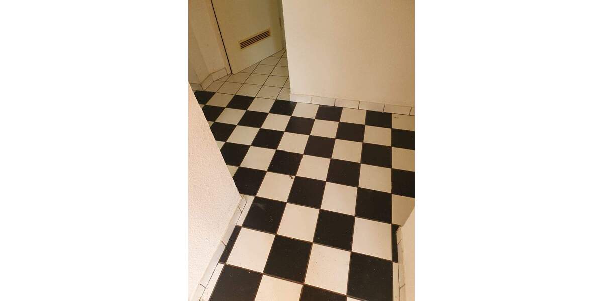 Etagenwohnung Pirmasens Innenstadt - 3 Zimmer, 48 m&sup2;, 39.000&euro; | Angebot:25664161